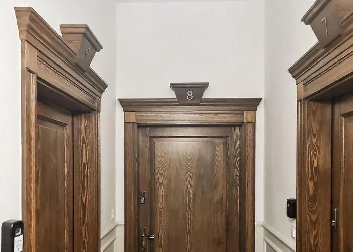 Eleven - Piekary Stary Browar Old Town Познань