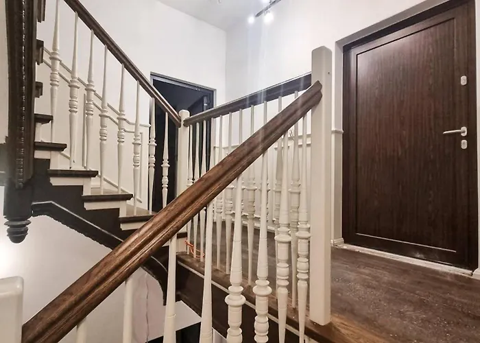 Eleven - Piekary Stary Browar Old Town Познань