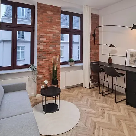 Eleven - Piekary Stary Browar Old Town * פוזנן